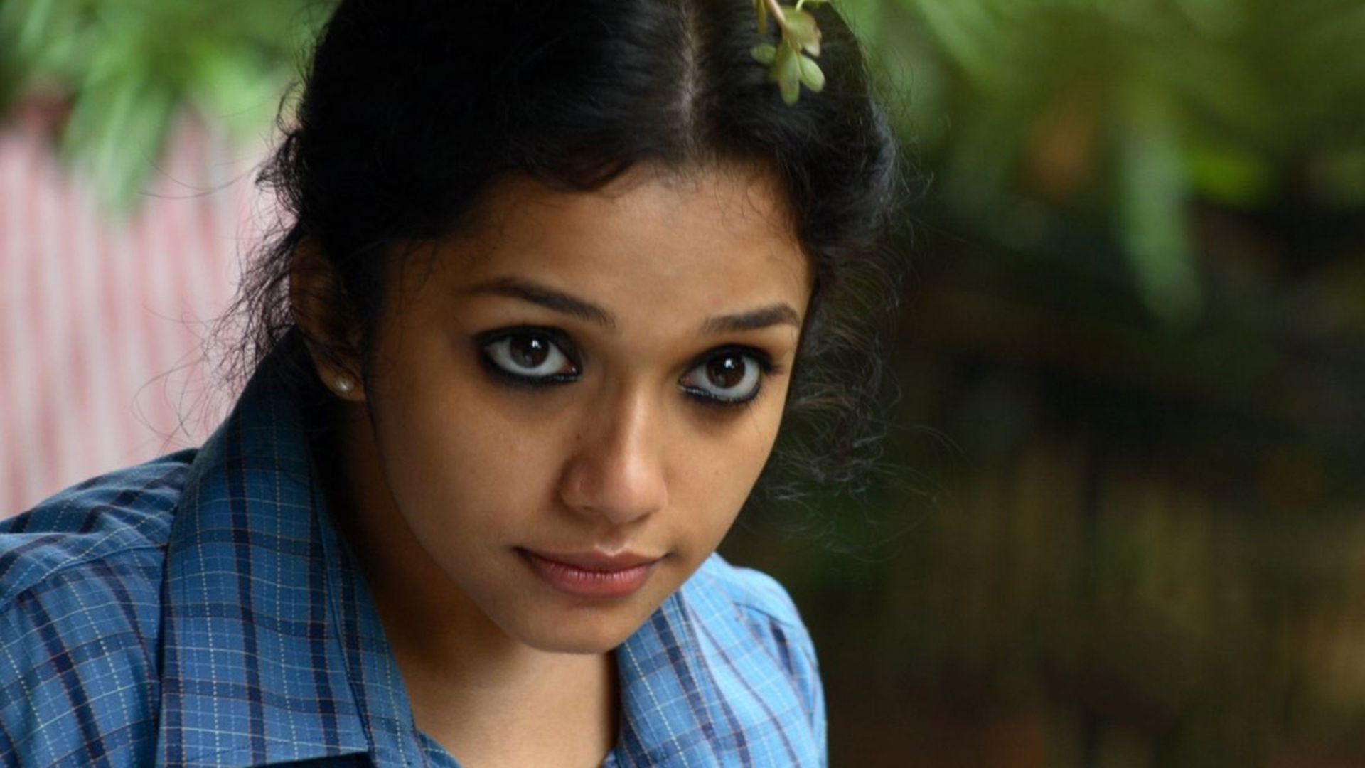 Elsamma Enna Aankutty Background