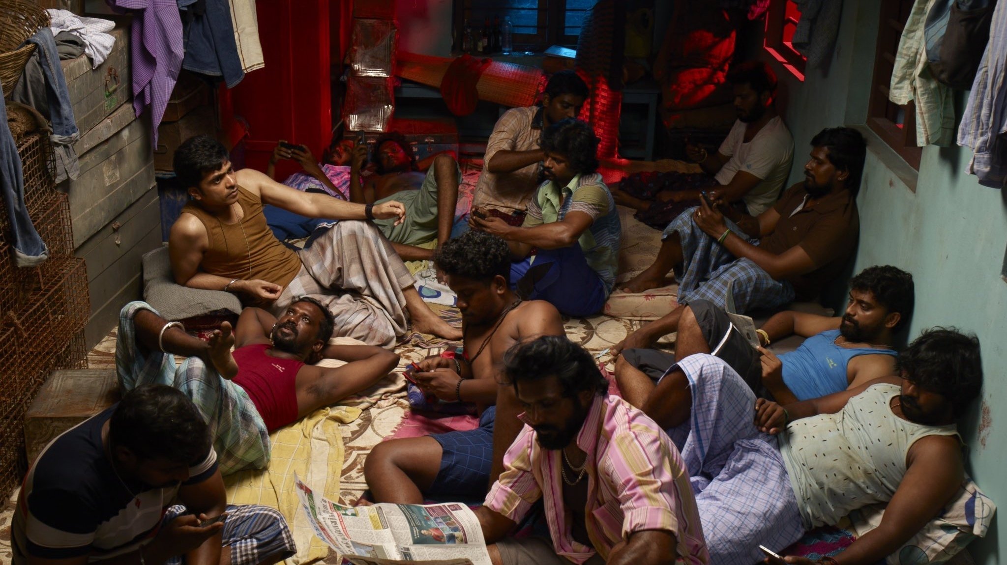 Vendhu Thanindhathu Kaadu Background