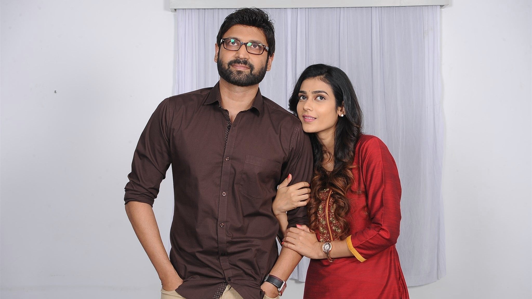 Malli Raava Background
