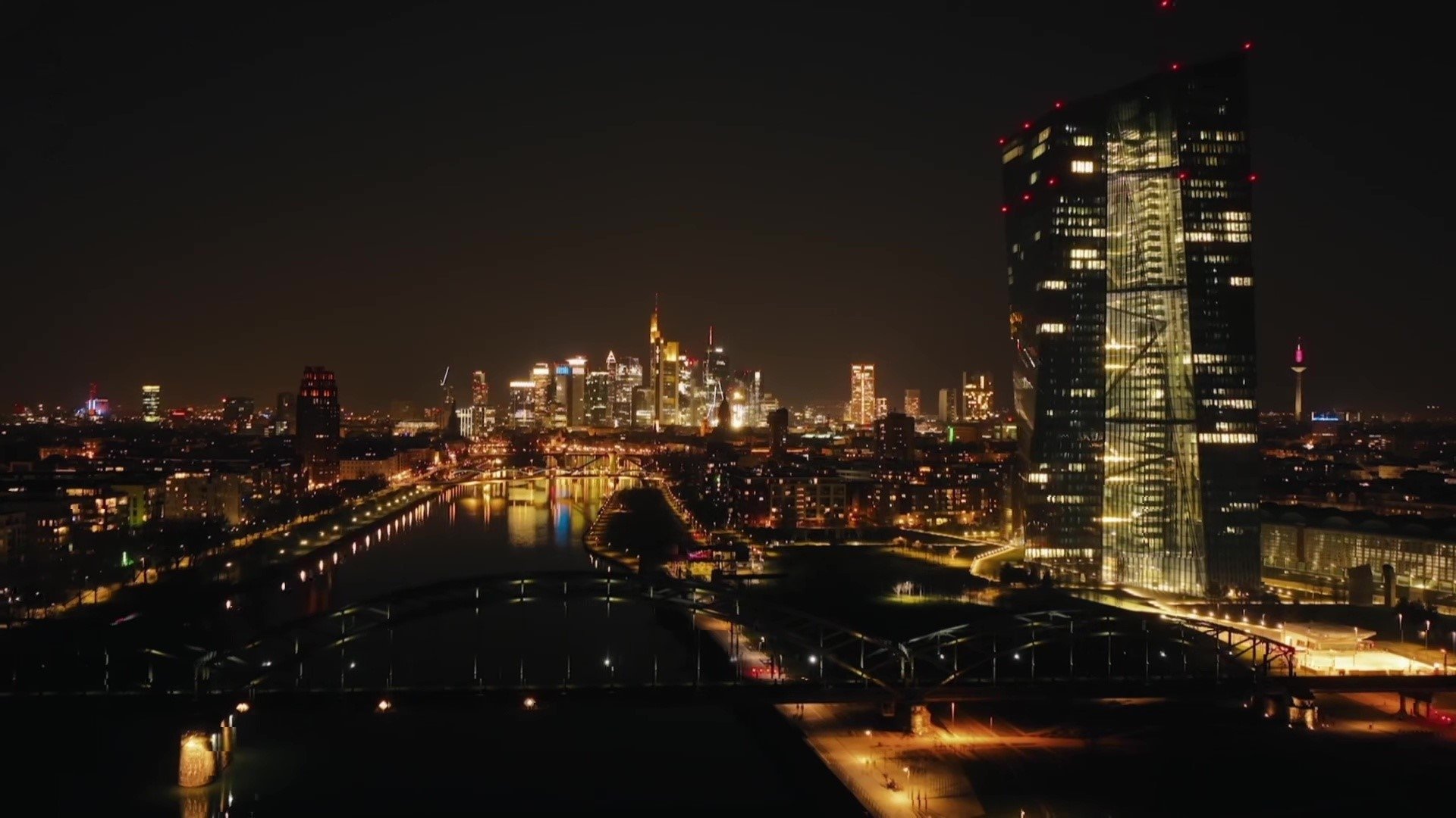 Moneyland - Die dunklen Geschäfte der Finanzindustrie Background