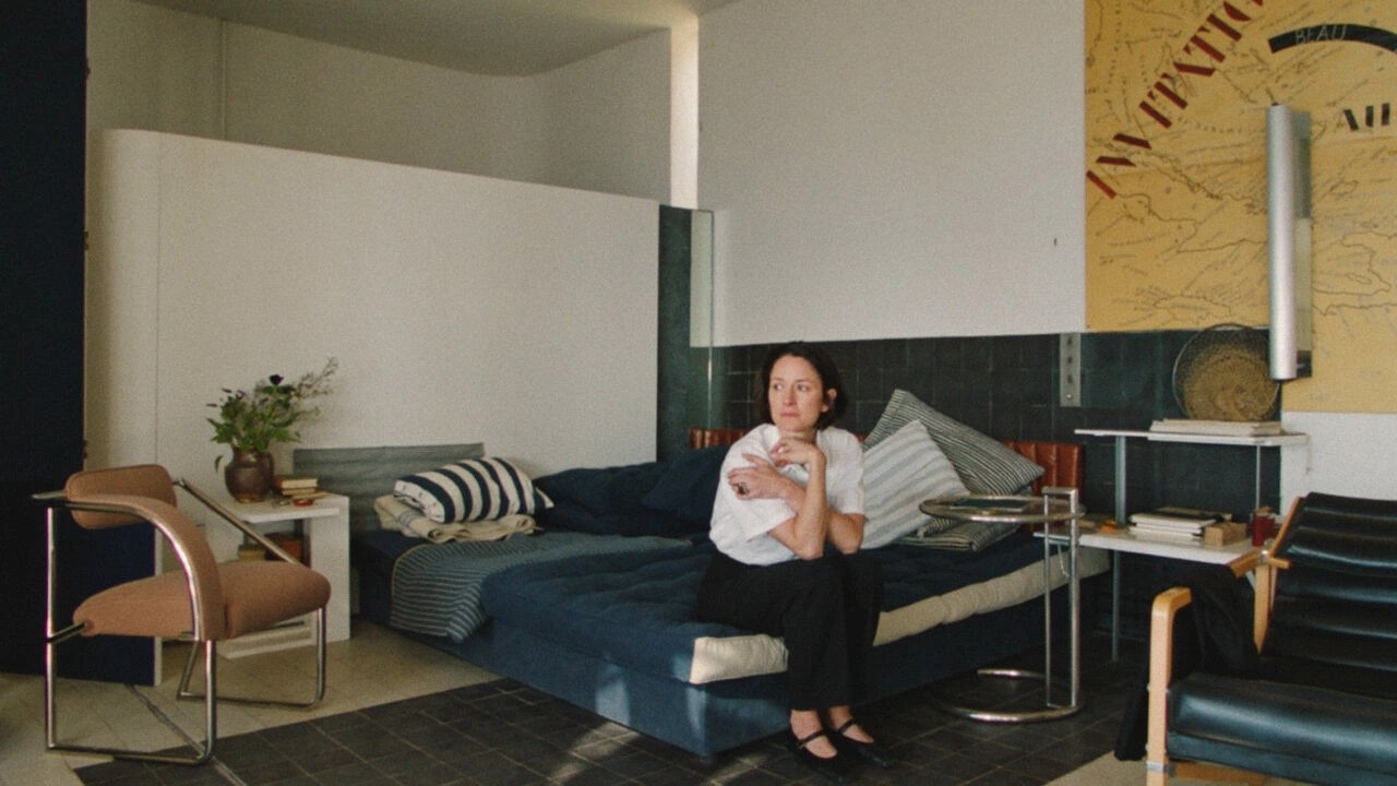 E.1027: Eileen Gray and the House by the Sea Background