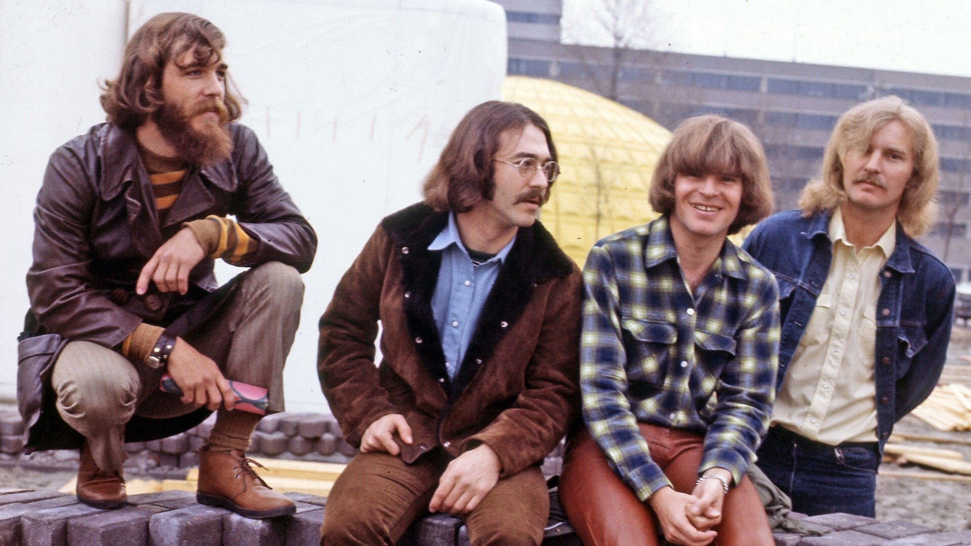 Creedence Clearwater Revival: Featuring John Fogerty Background