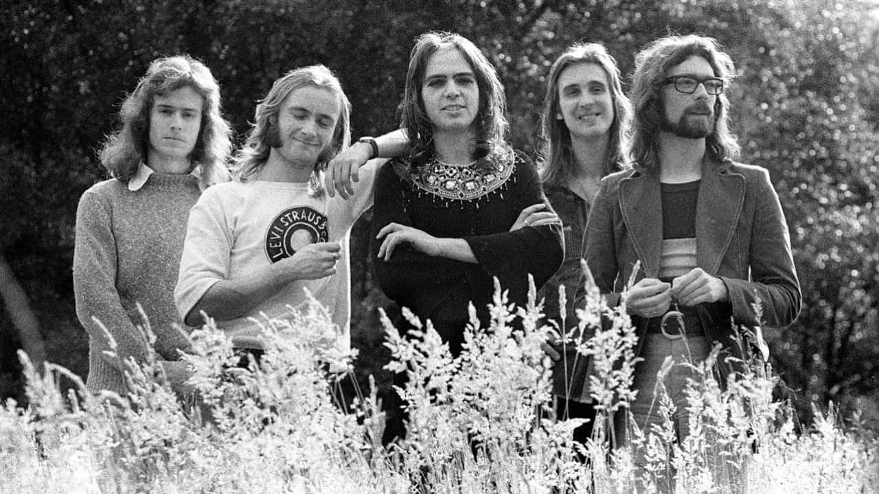 Genesis - Live at Shepperton Studios Background