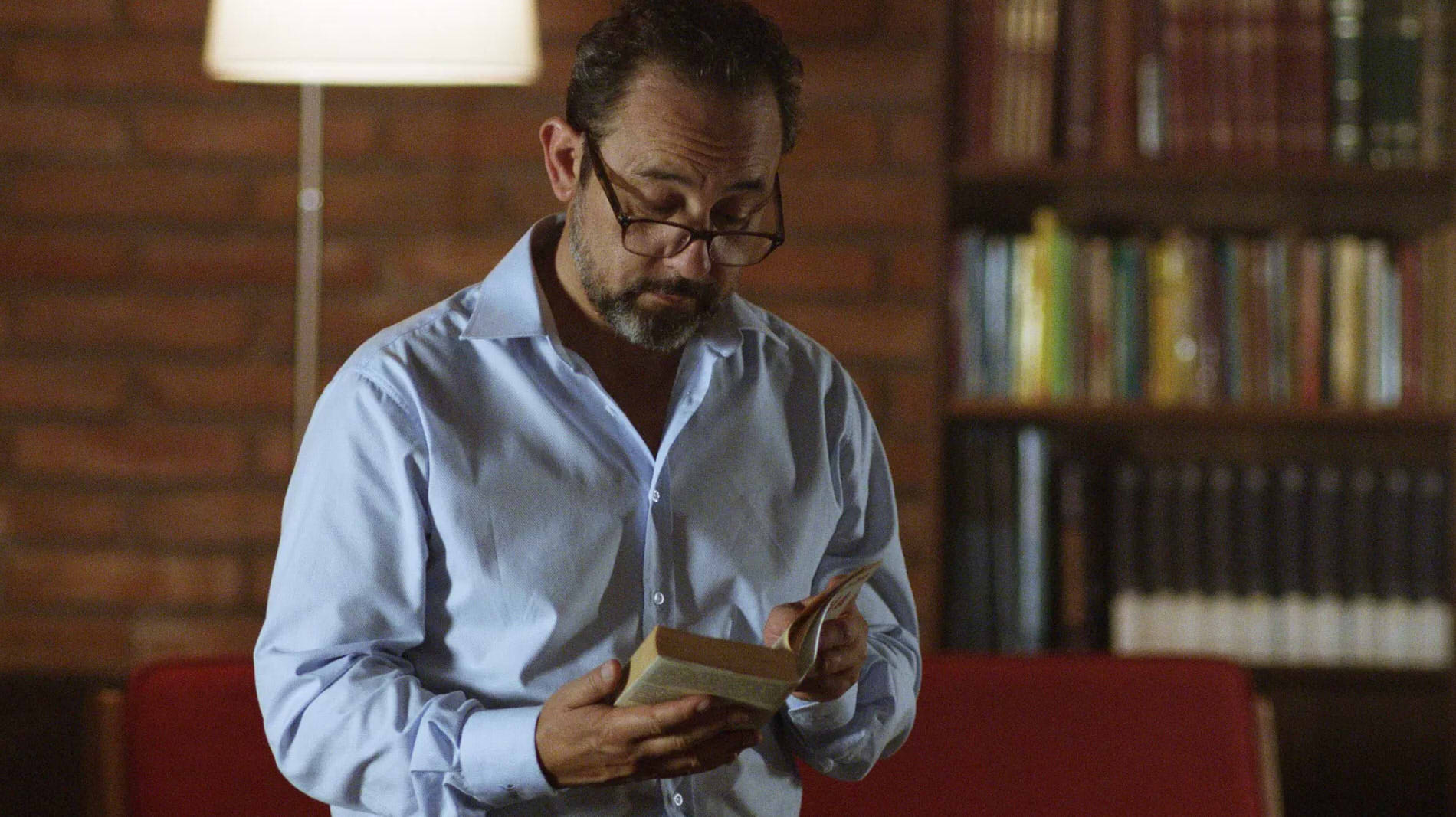 El Taller Background