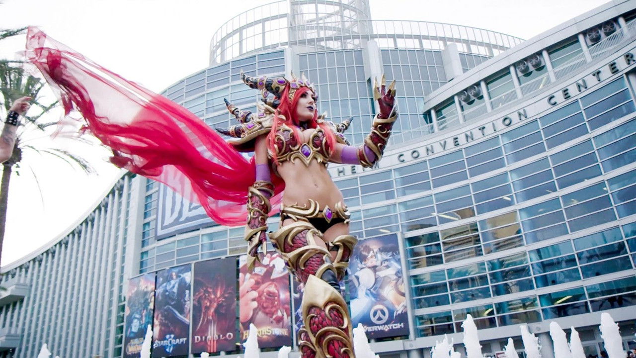 Becoming Jessica Nigri Background