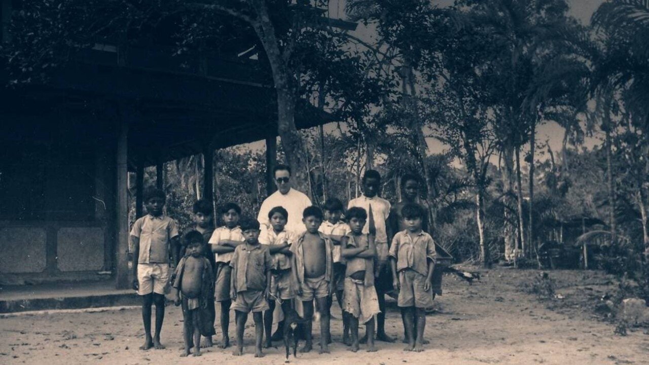 Pensionnats catholiques de Guyane, la blessure Background