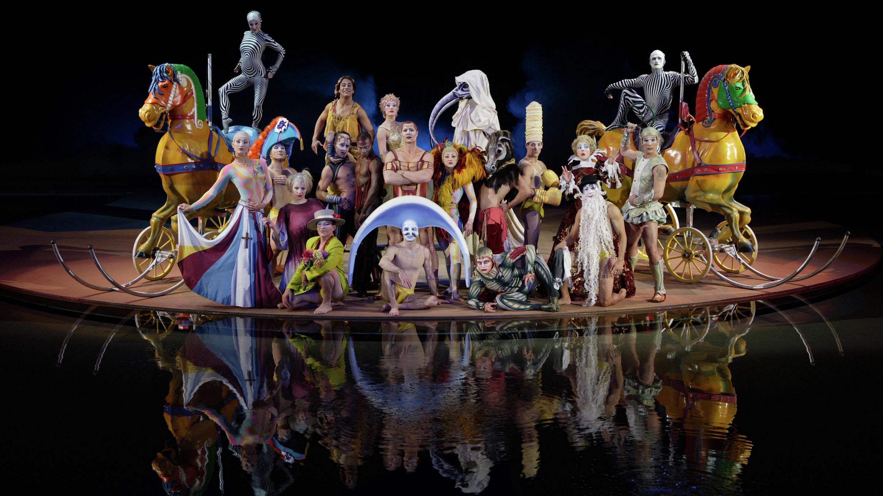 Cirque du Soleil: O Background