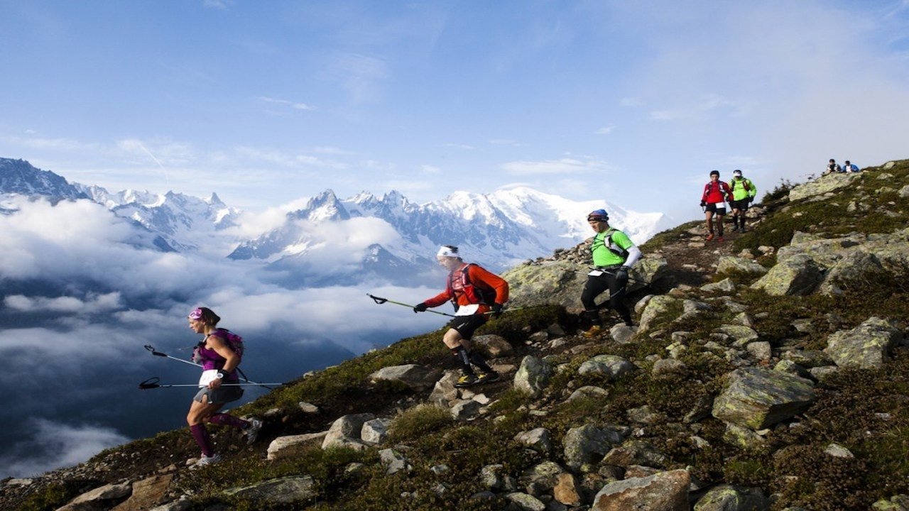 Inside - 80km du Mont-Blanc Background