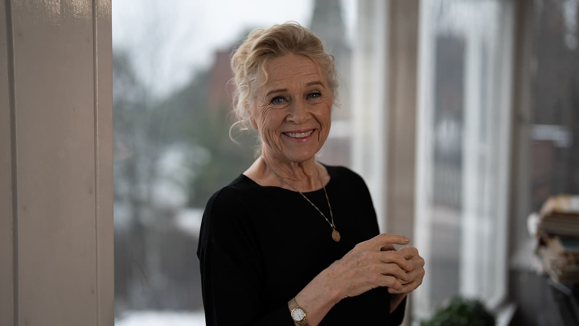 Liv Ullmann: A Road Less Travelled Background