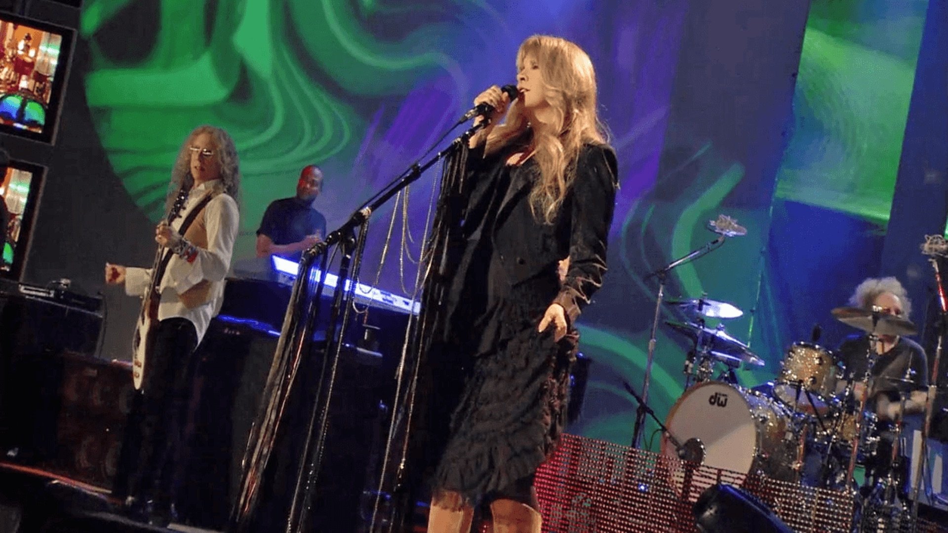 Stevie Nicks - Live in Chicago Background