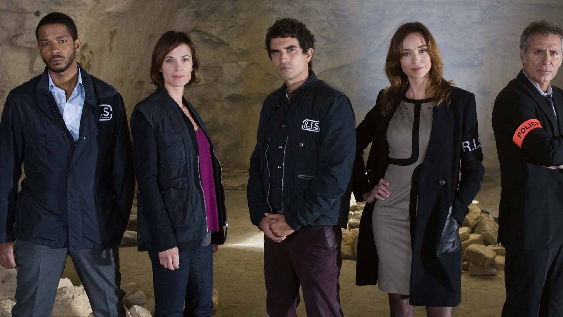 R.I.S, police scientifique Background