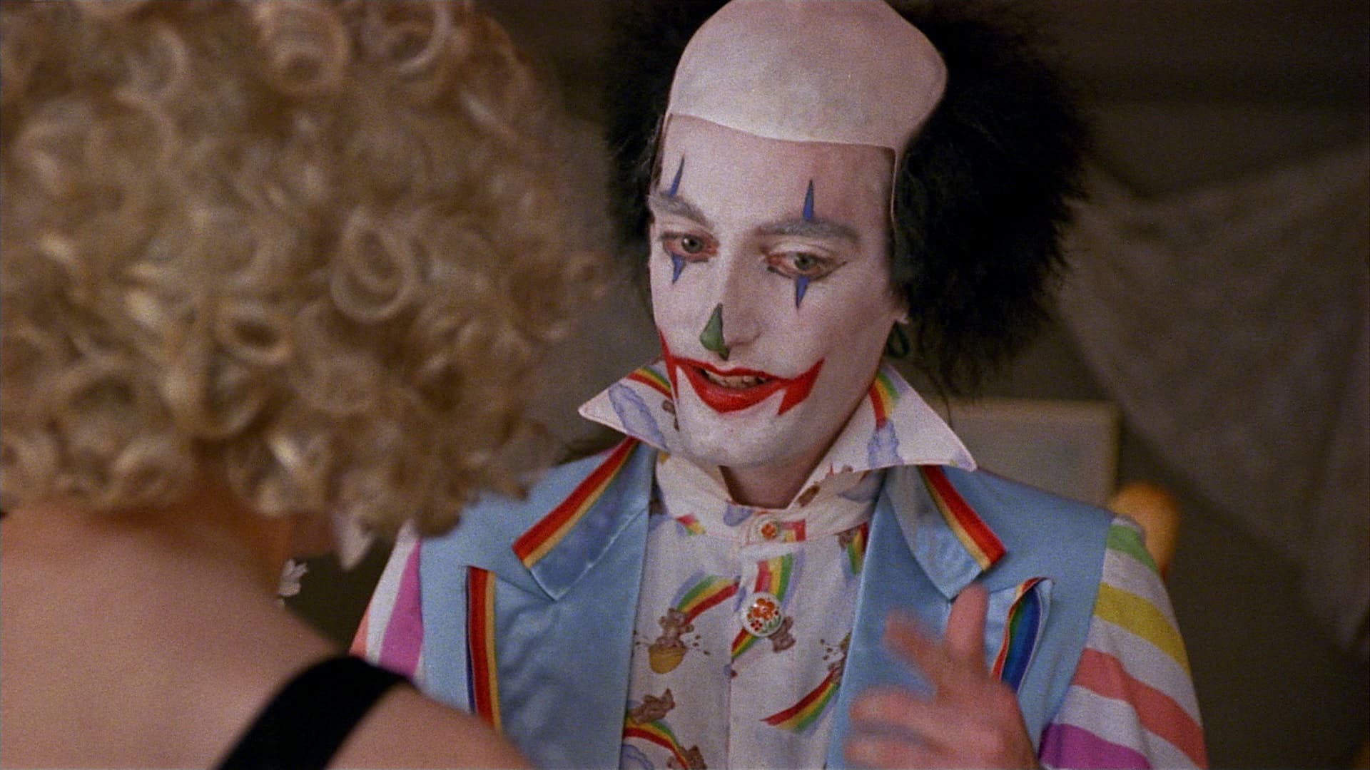 Shakes the Clown Background