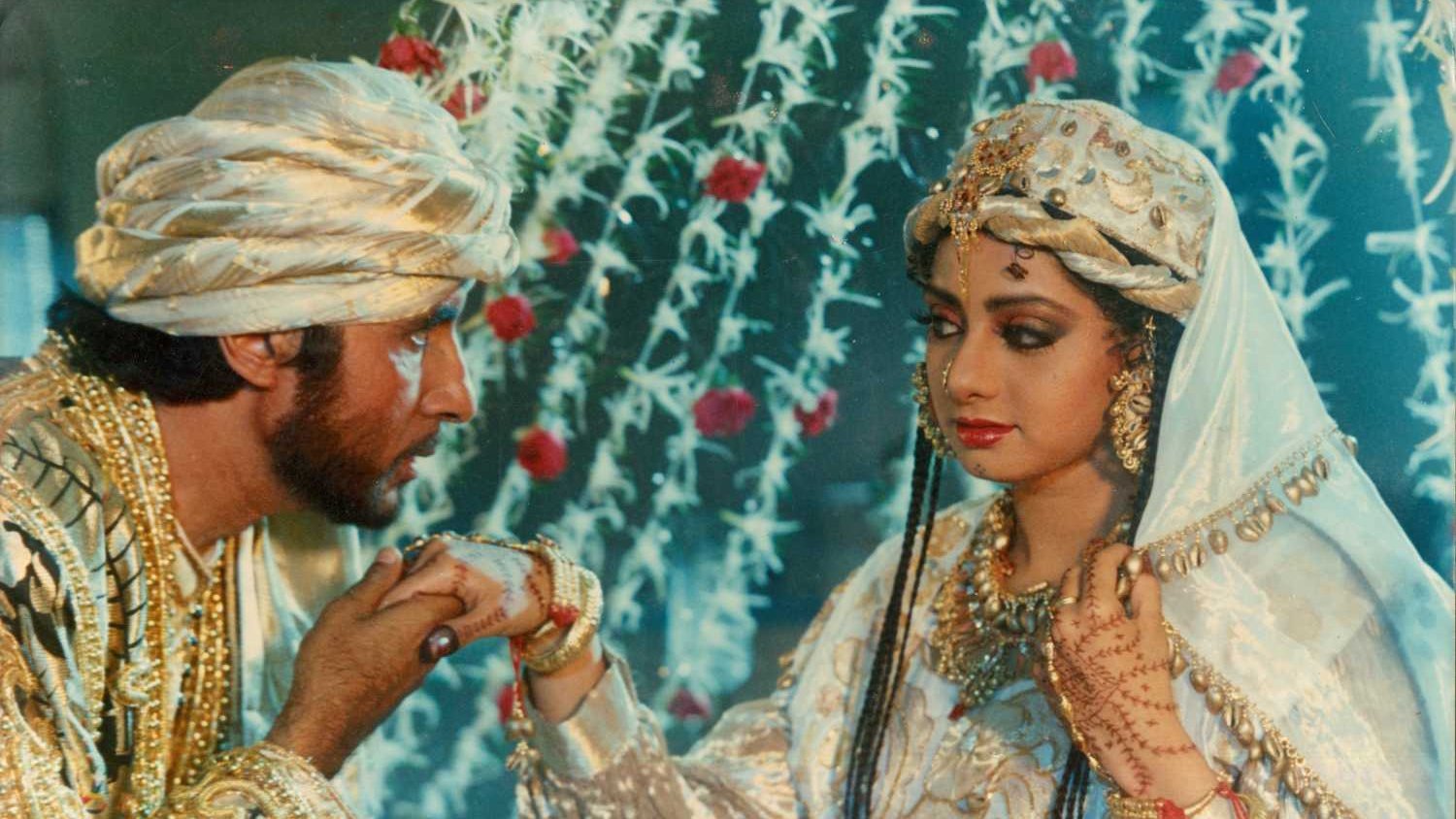 Khuda Gawah Background