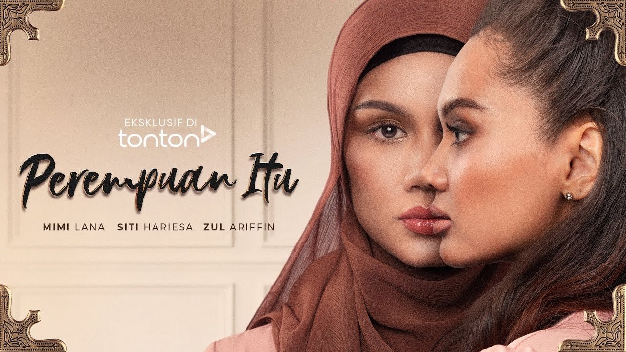 Perempuan Itu Background
