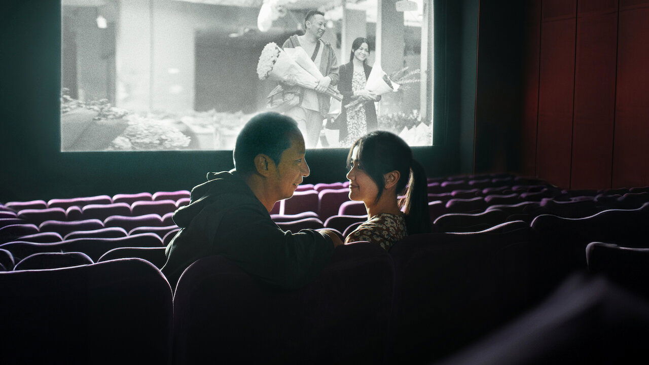 Falling in Love Like in Movies Background