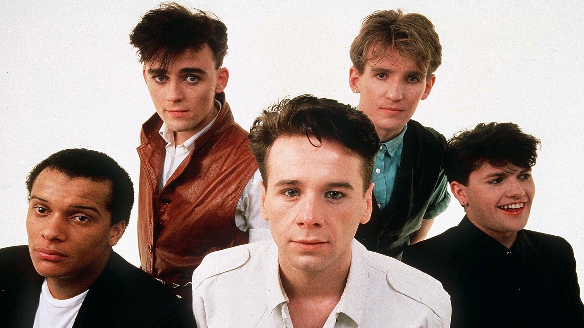 Simple minds: New gold dream Background