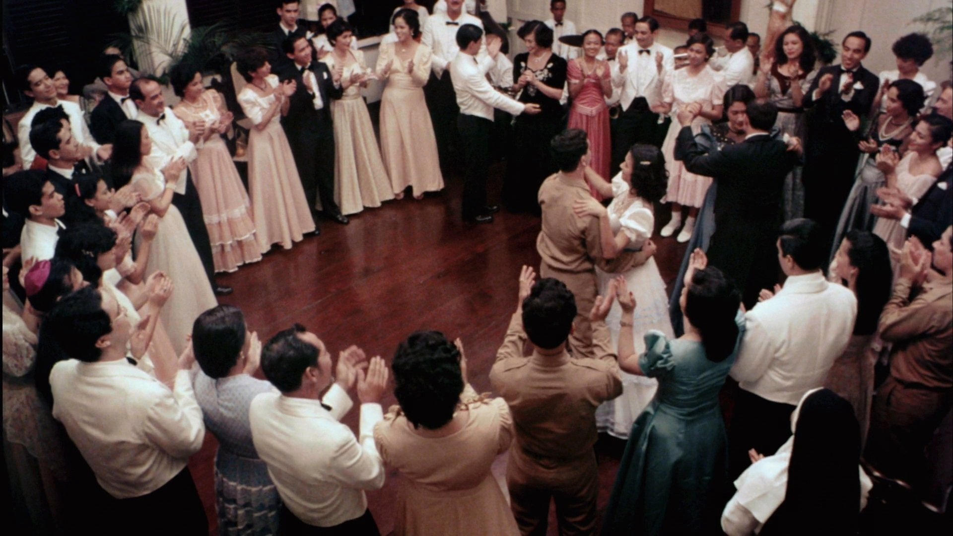 Oro, Plata, Mata Background