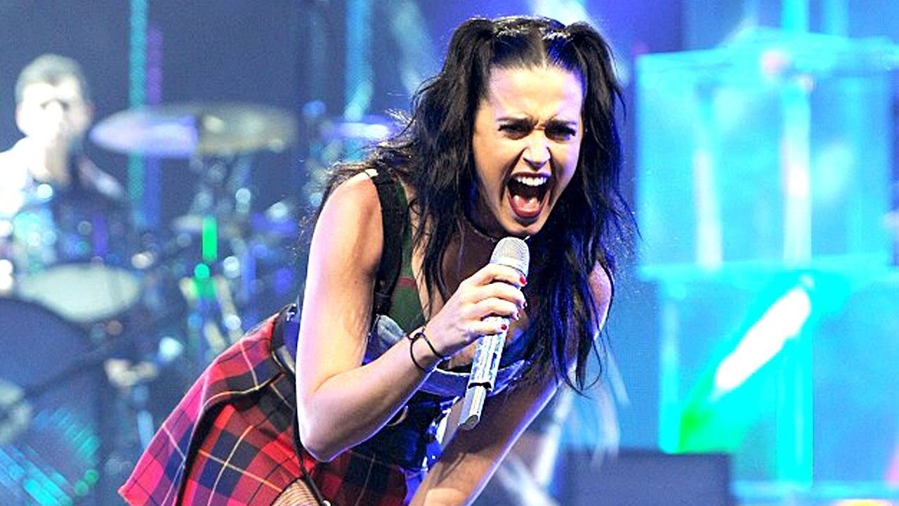 Katy Perry: iTunes Festival Background
