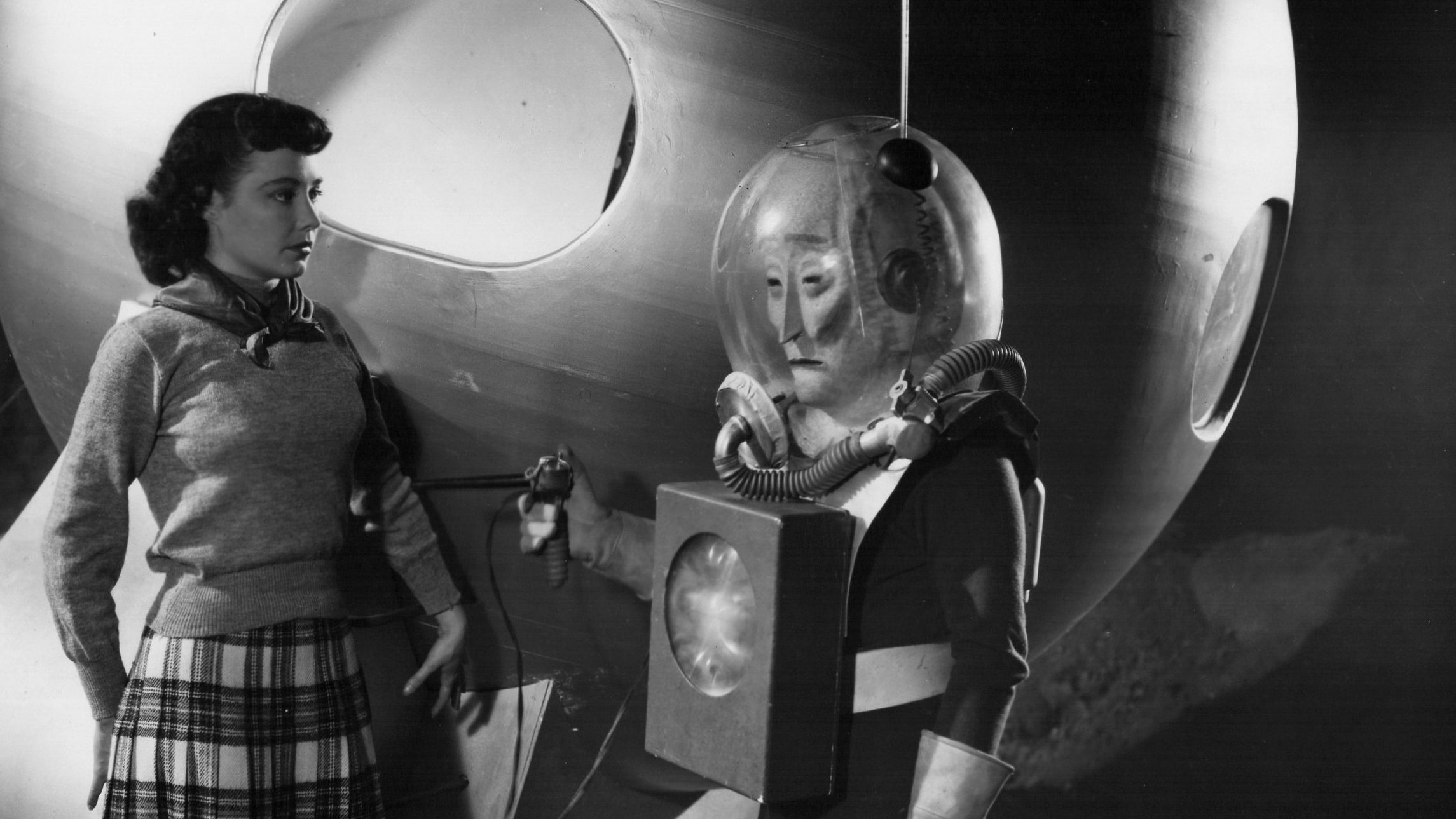 The Man from Planet X Background