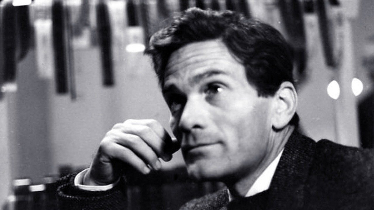 La Rabbia di Pasolini Background