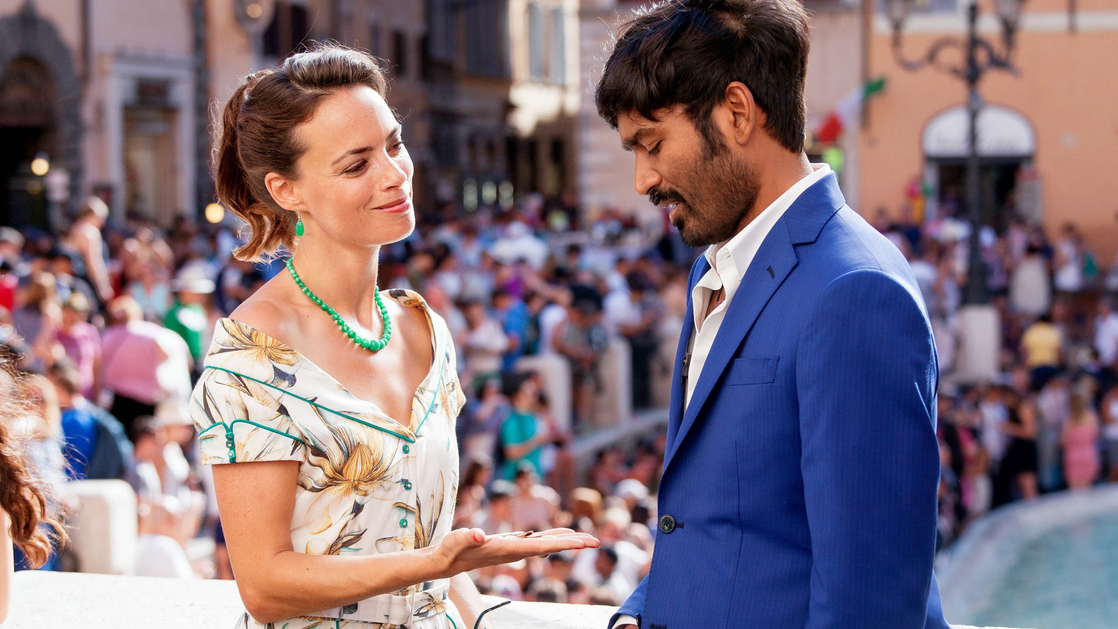 The Extraordinary Journey of the Fakir Background