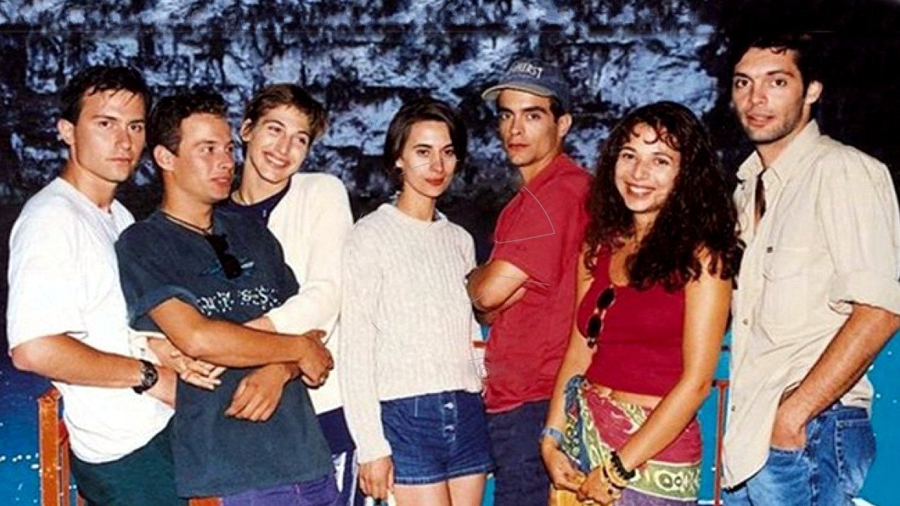 Logo Timis Background