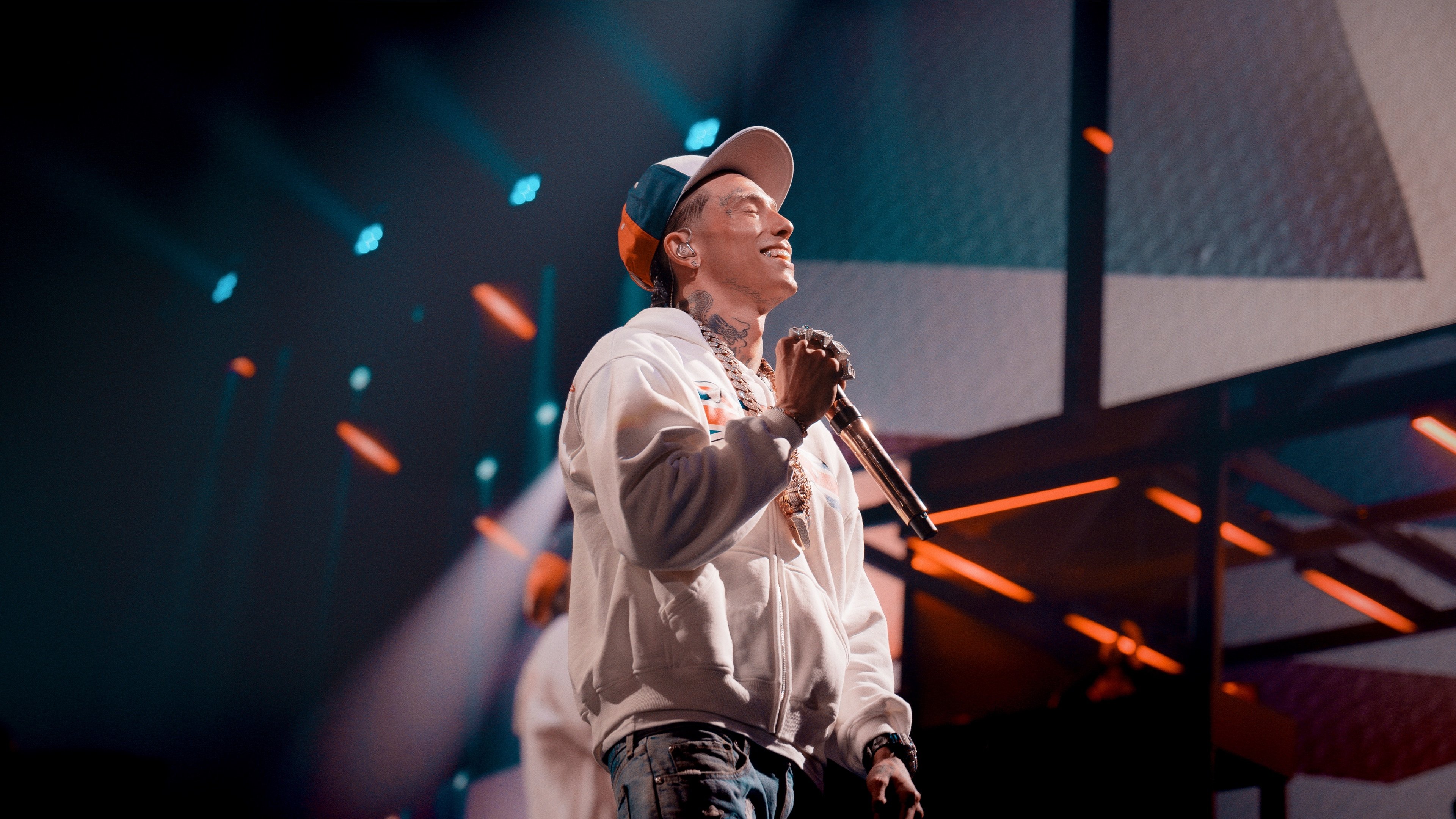 Apple Music Live - Central Cee Background
