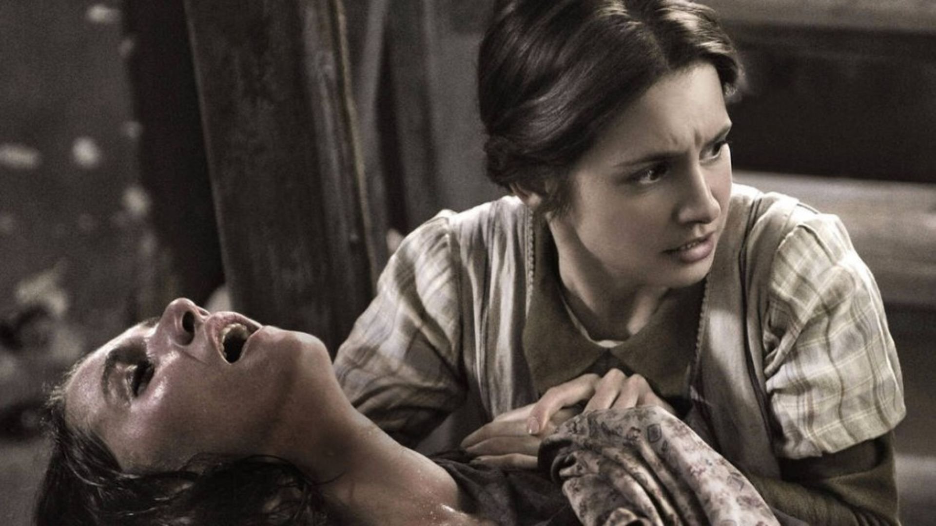 Die Hebamme Background