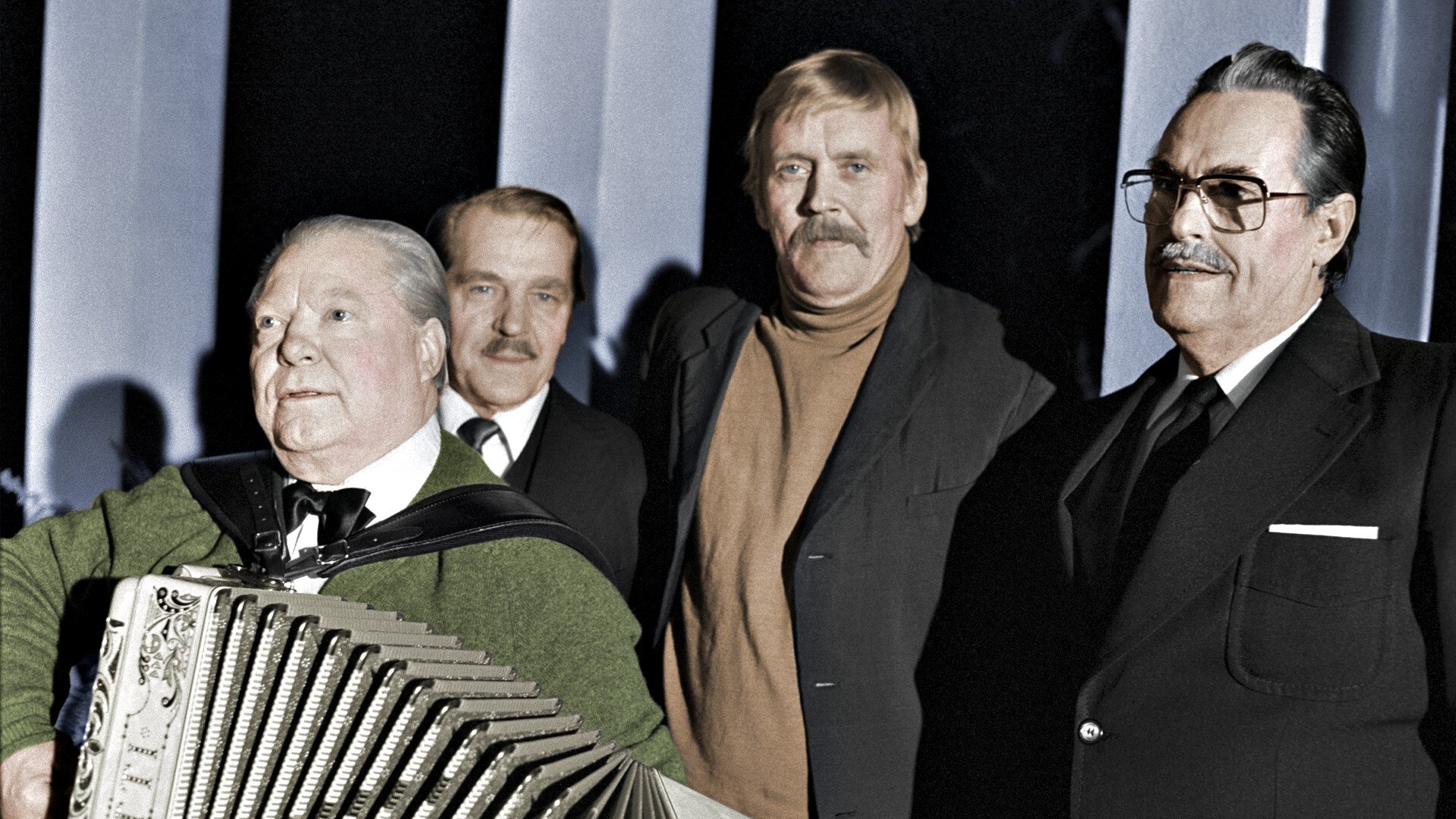 Viimeinen keikka Background