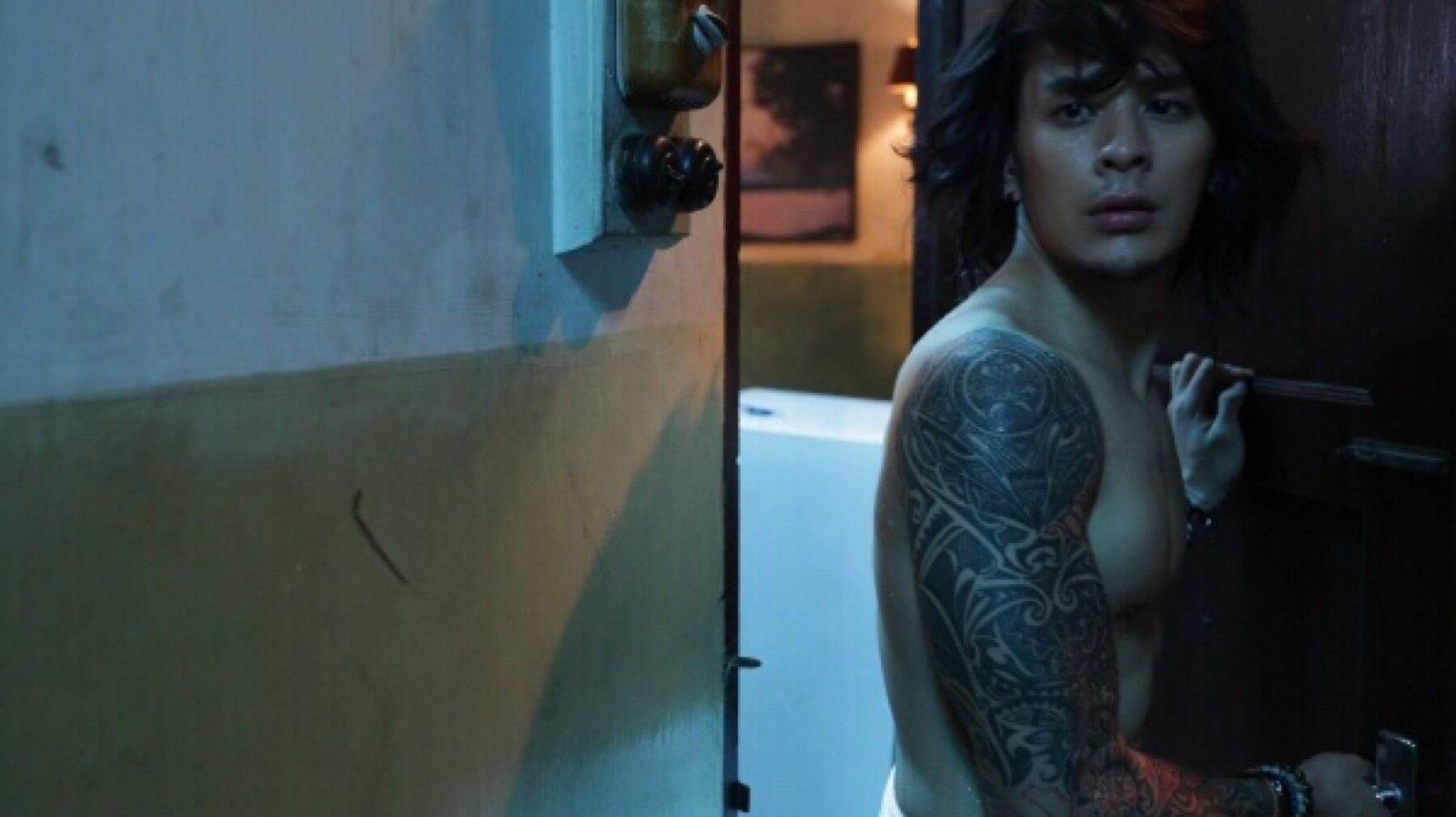 Still 2 Background