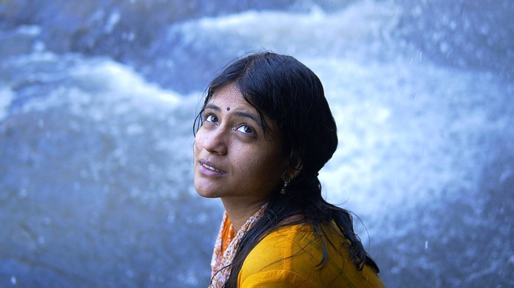 Aruvi Background
