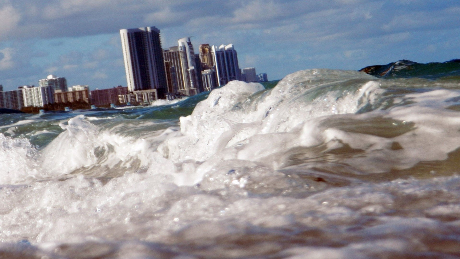 Oceans Rising Background