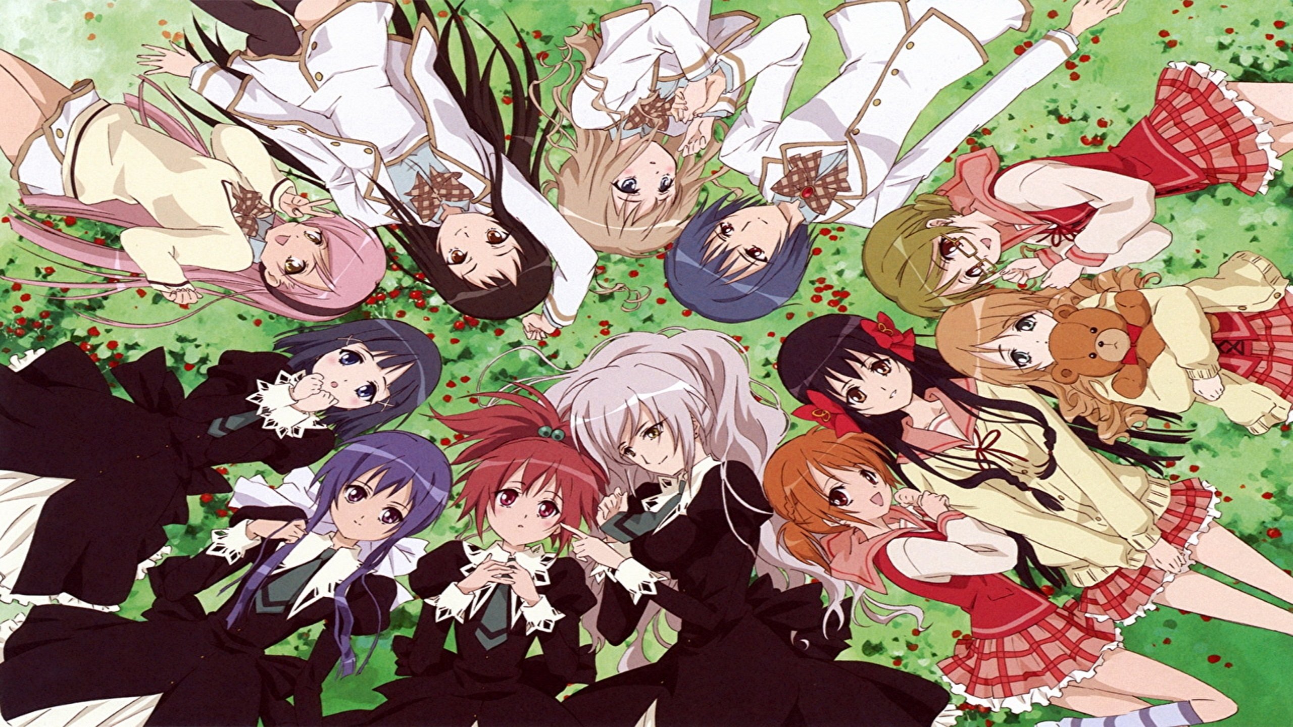 Strawberry Panic! Background