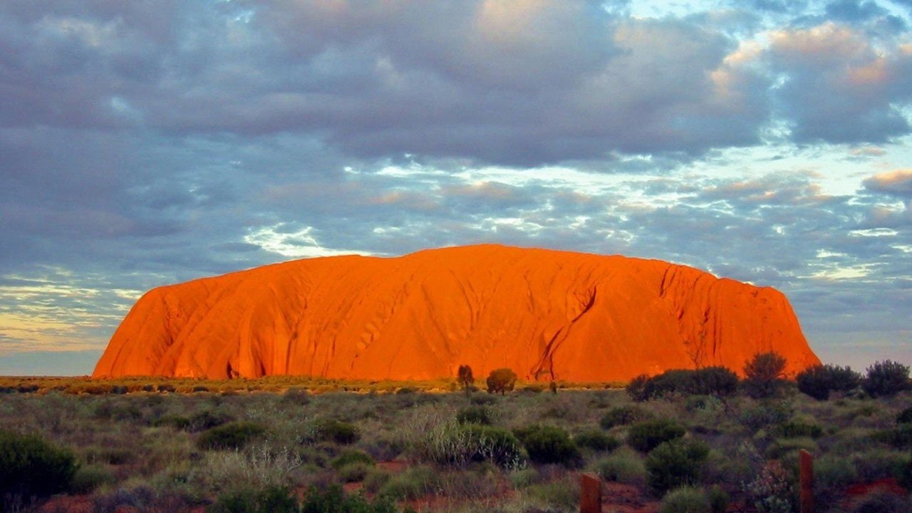 Nature of Australia: A Portrait of the Island Continent Background