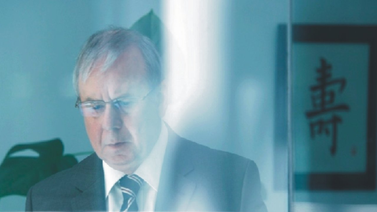 Lehman. Gier frisst Herz Background
