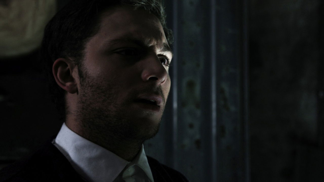 Pharmakos - La Serie Background