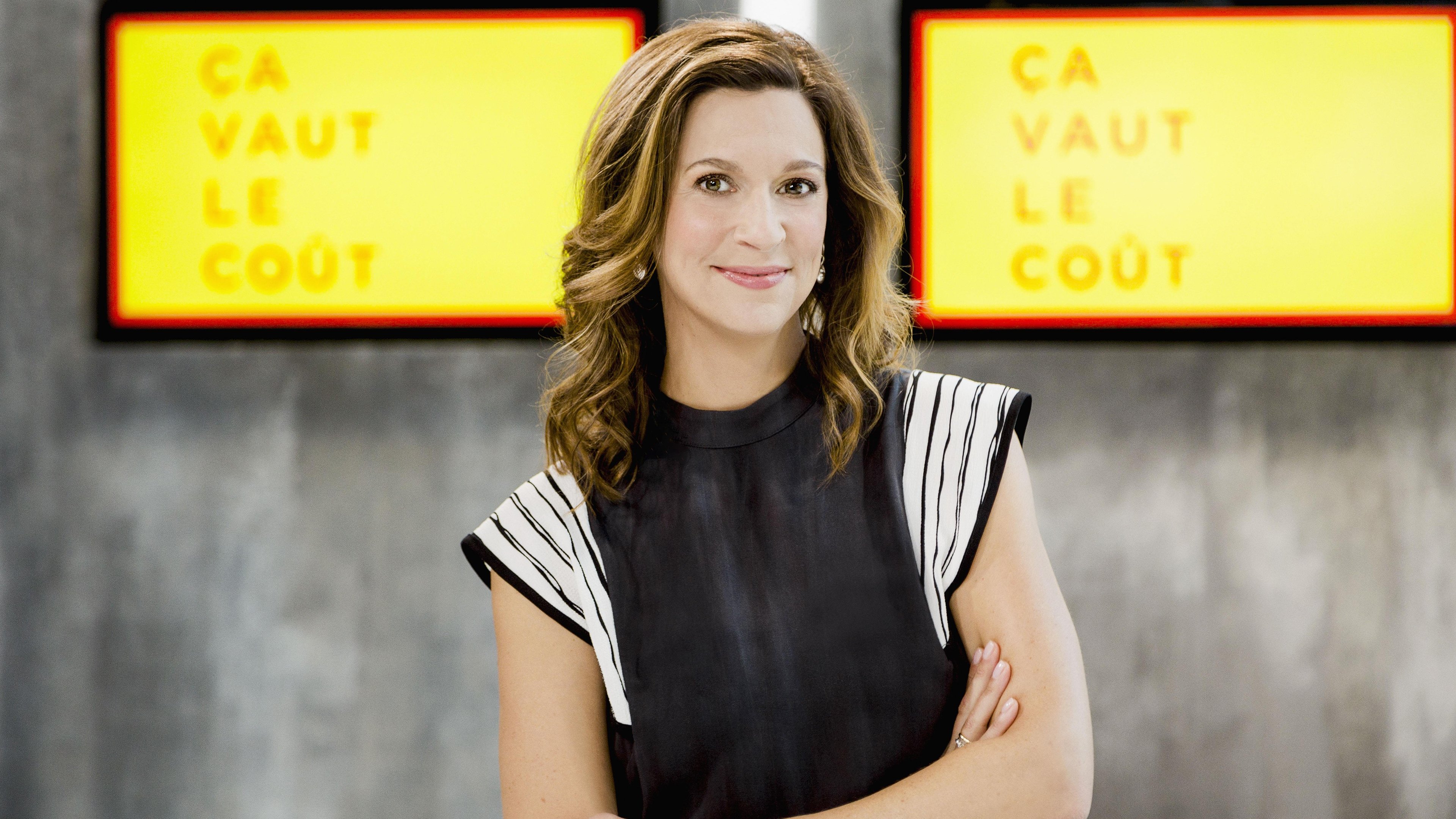 Ça vaut le coût Background