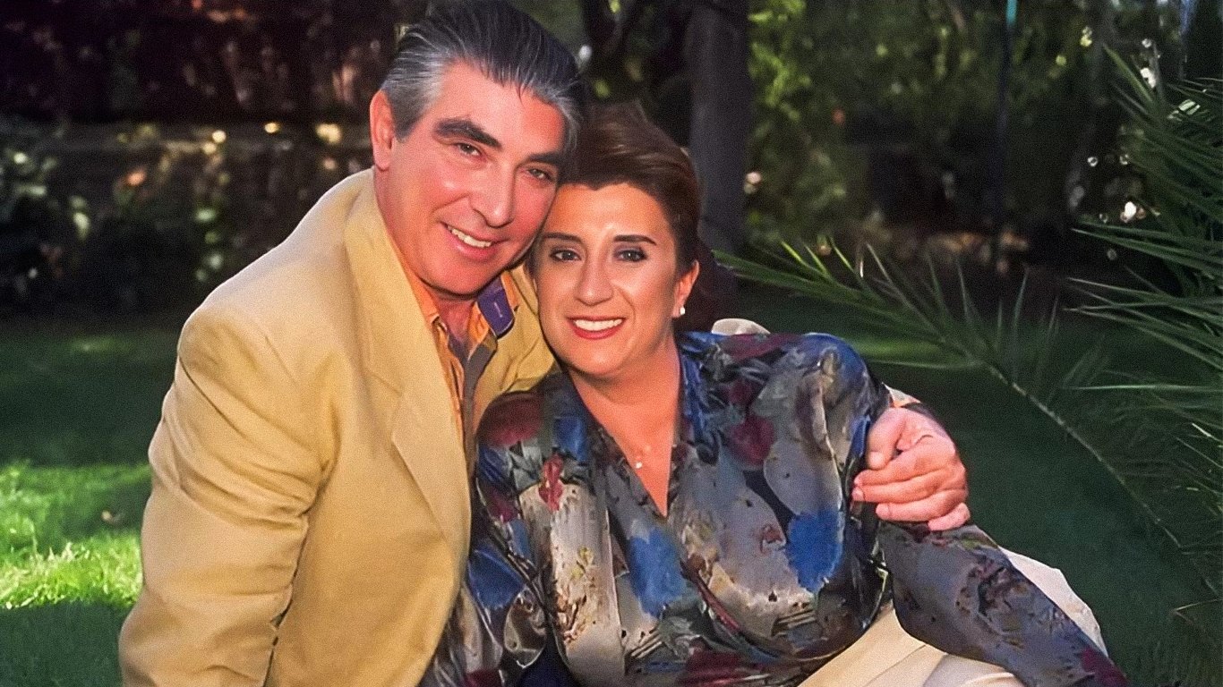 Şehnaz Tango Background