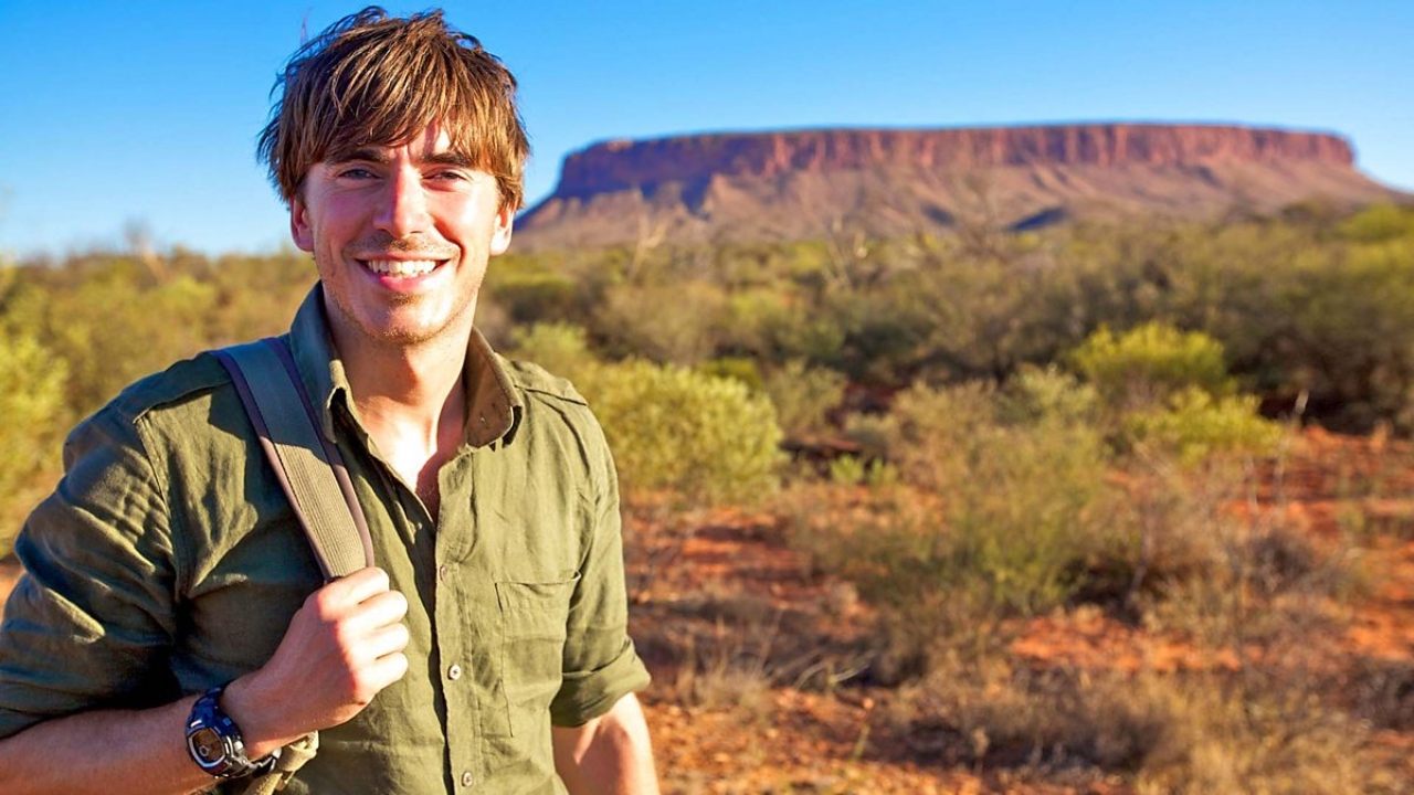 Australia with Simon Reeve Background