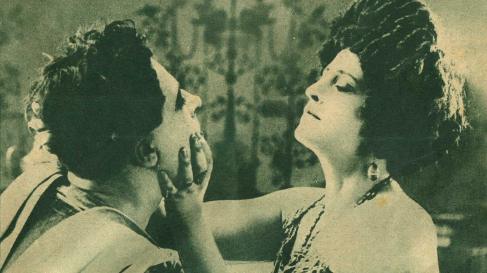 Messalina Background