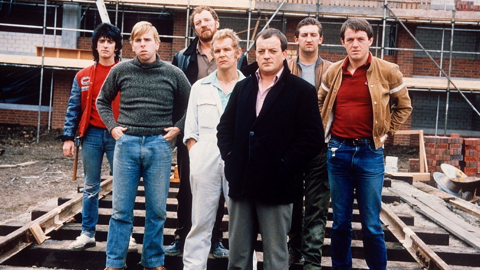 Auf Wiedersehen, Pet Background
