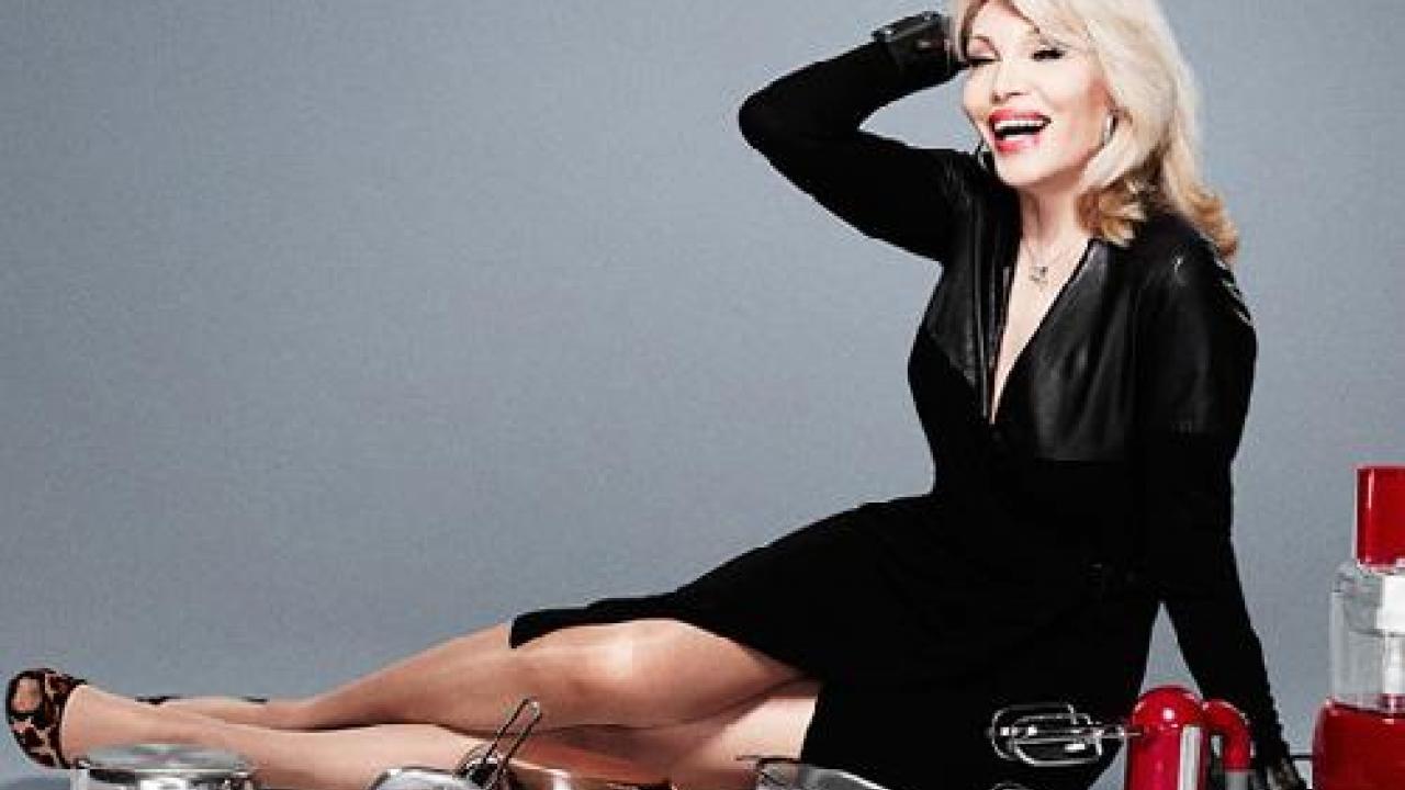 Amanda Lear: Call Me Mademoiselle Background