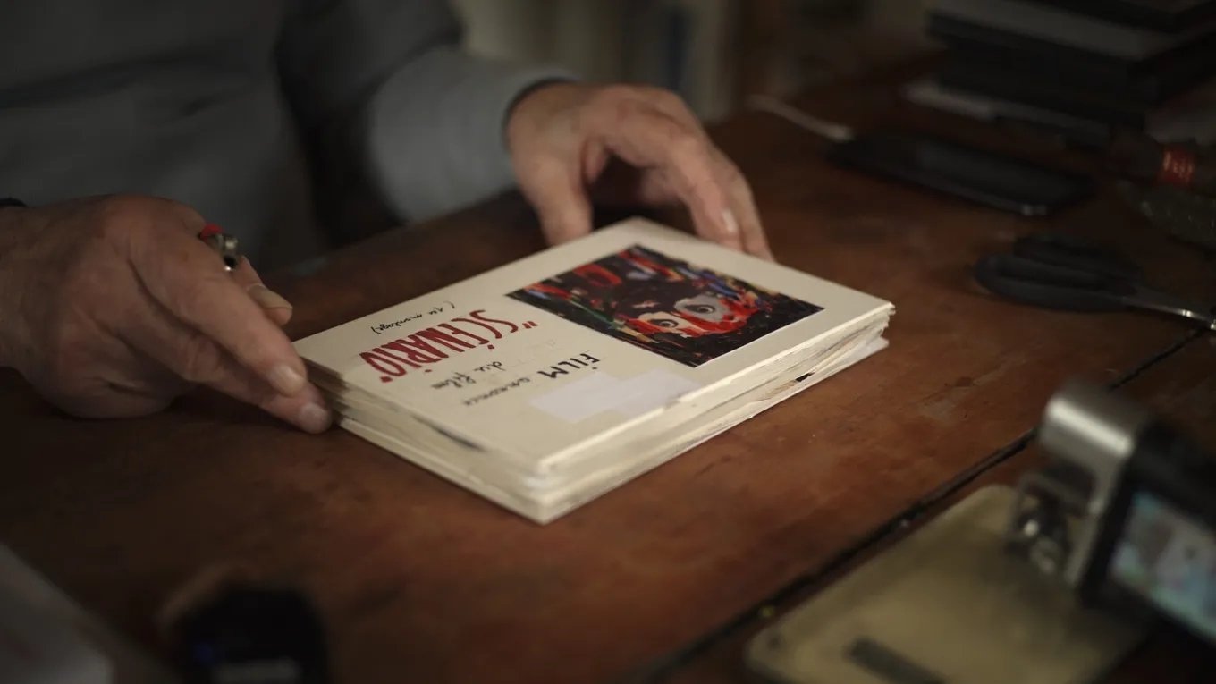 Exposé du film annonce du film "Scénario" Background