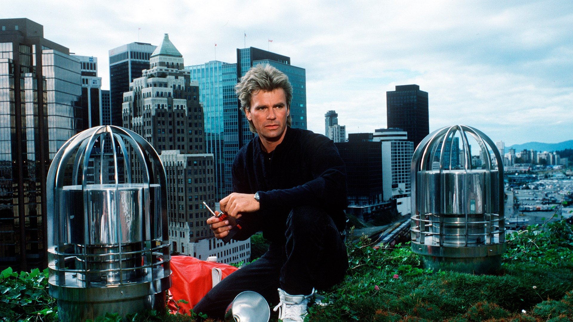 MacGyver Background