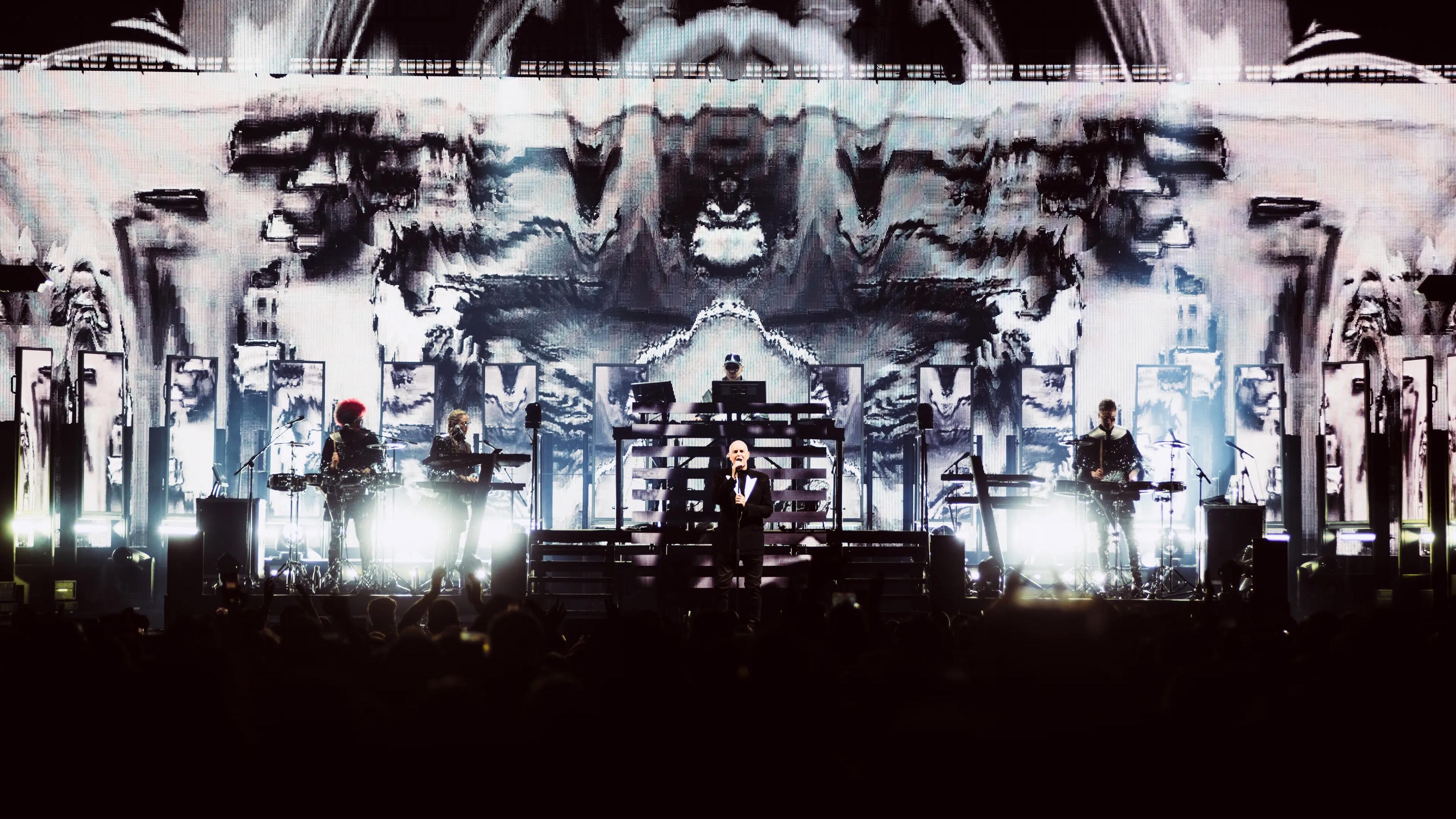 Pet Shop Boys Dreamworld: The Greatest Hits Live at the Royal Arena Copenhagen Background