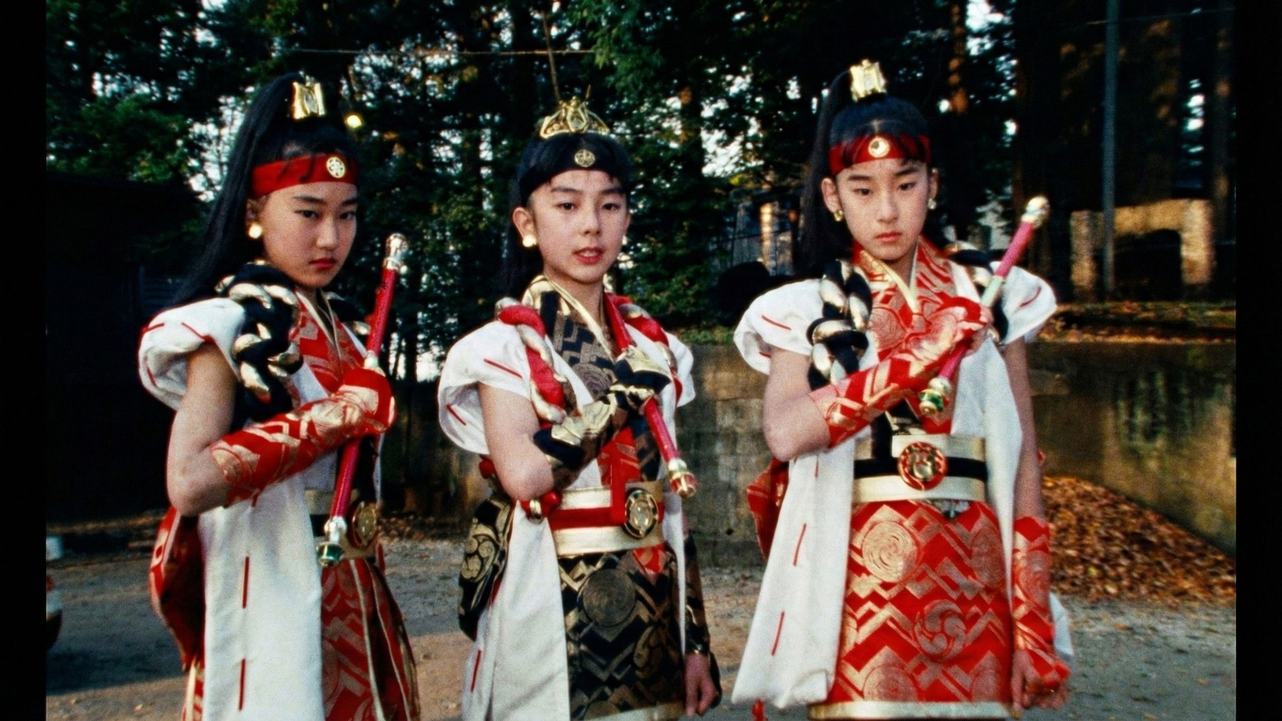 Keeping-Words Sisters Chouchoutrian Background