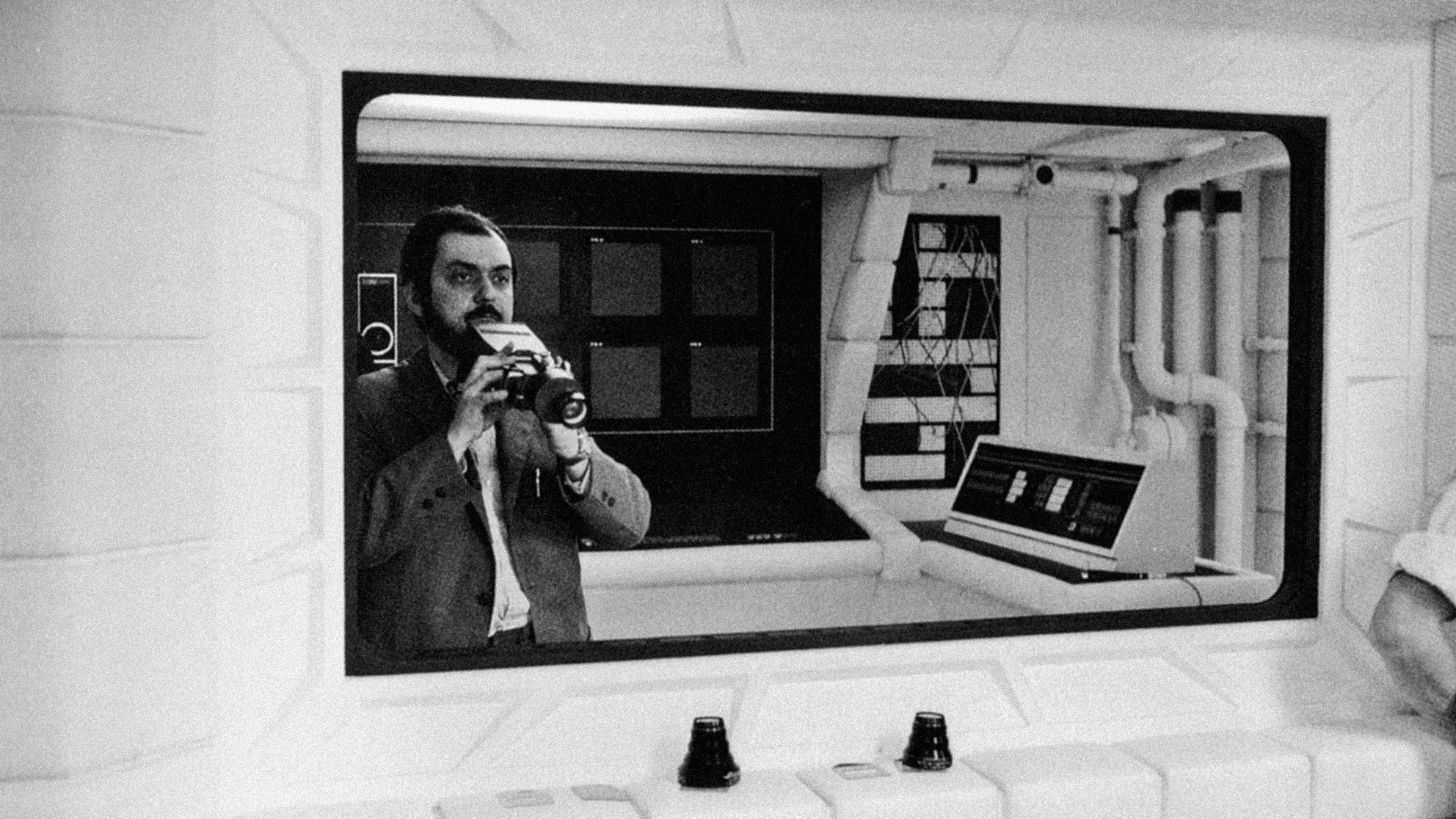 2001: A Space Odyssey - A Look Behind the Future Background