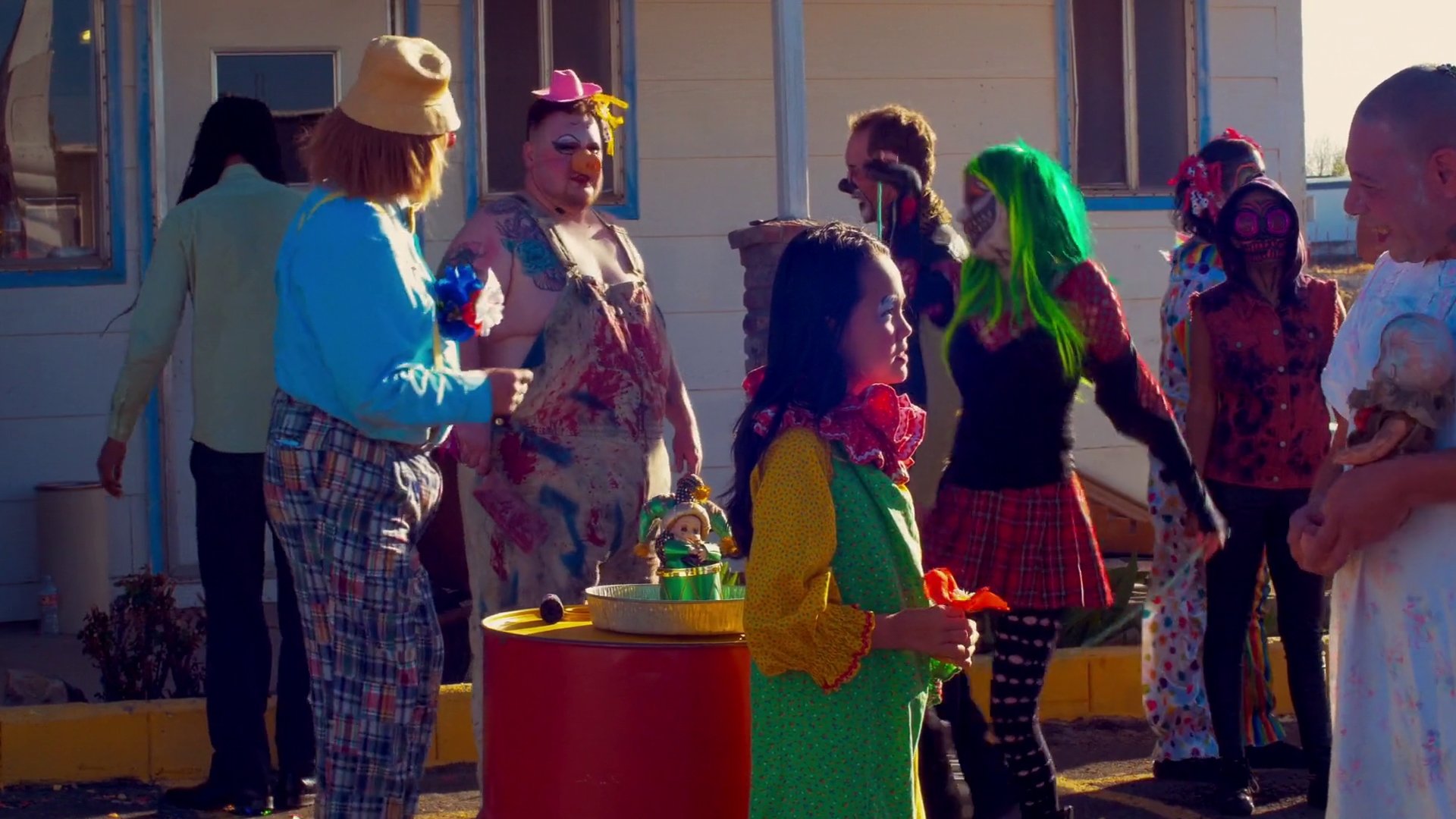 Clown Motel: Spirits Arise Background