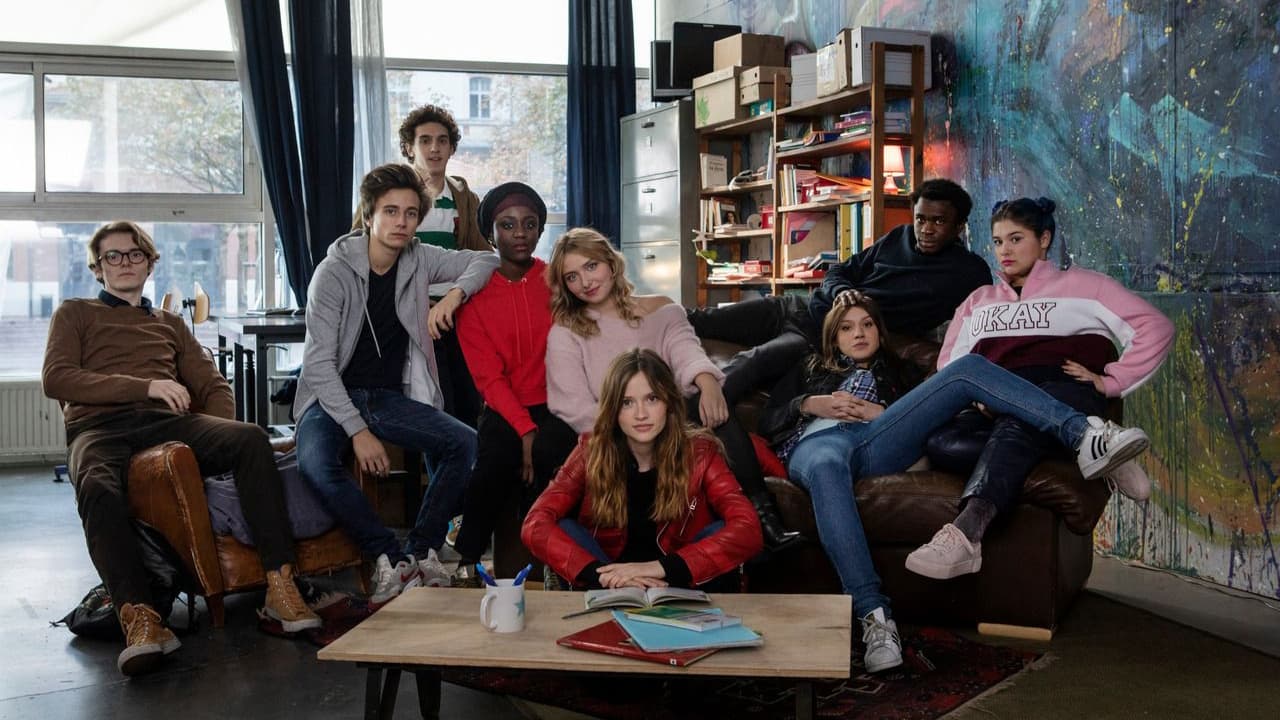 SKAM France Background