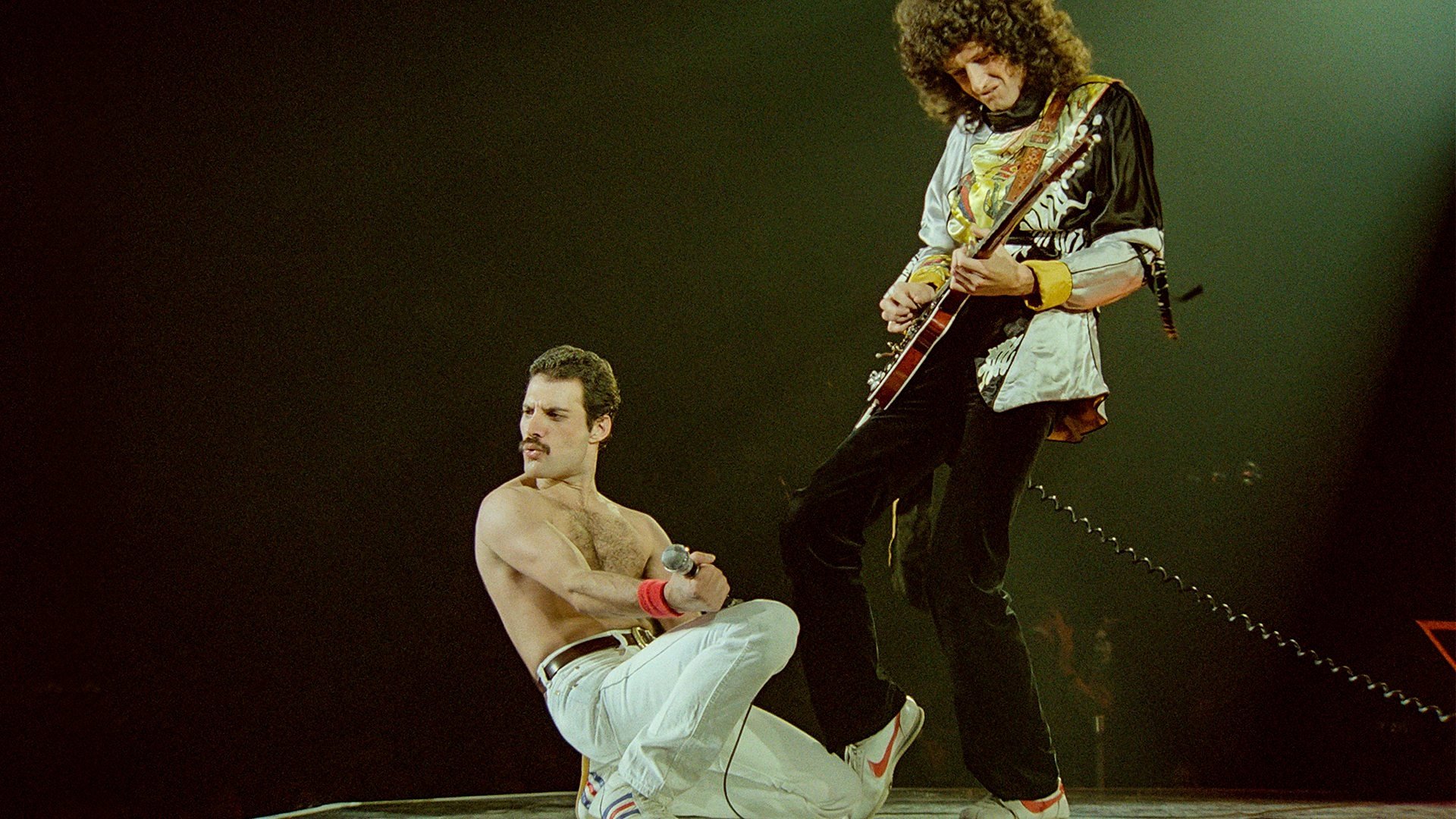 Queen Rock Montreal 1981 Background